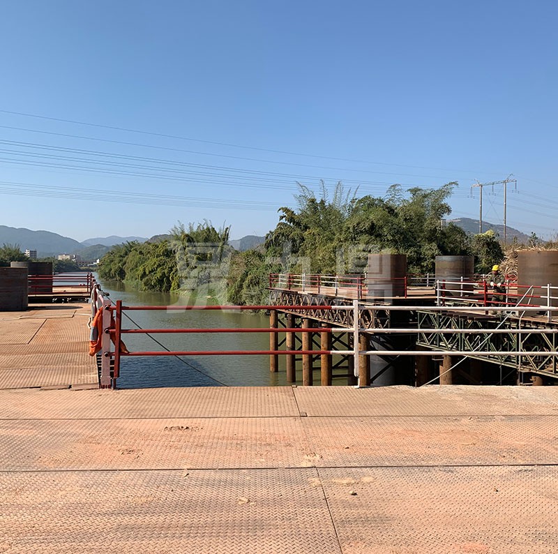 鋼棧橋連接樁時(shí)振動(dòng)時(shí)間不能過長